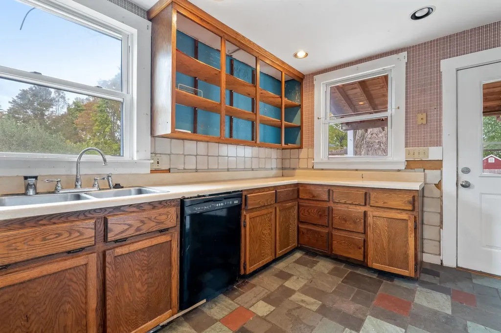 33 Spruce Street Concord NH 03301