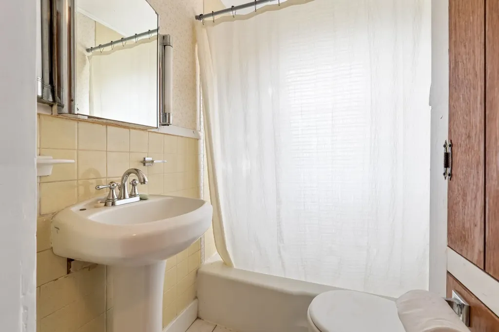 33 Spruce Street Concord NH 03301