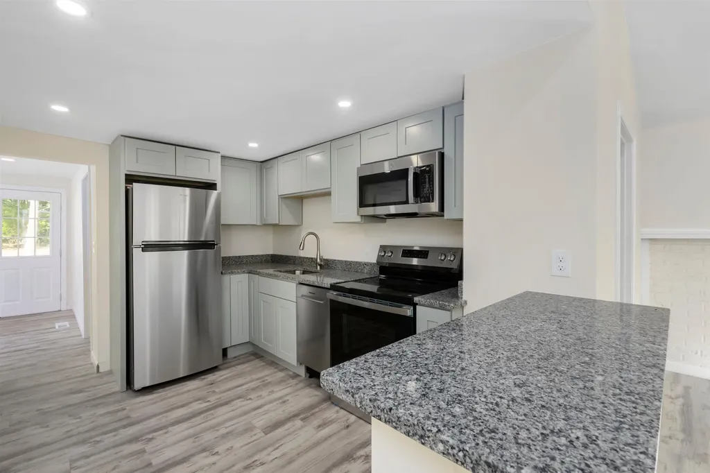 81 N Main Street Salem NH 03079