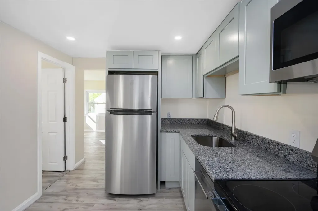 81 N Main Street Salem NH 03079