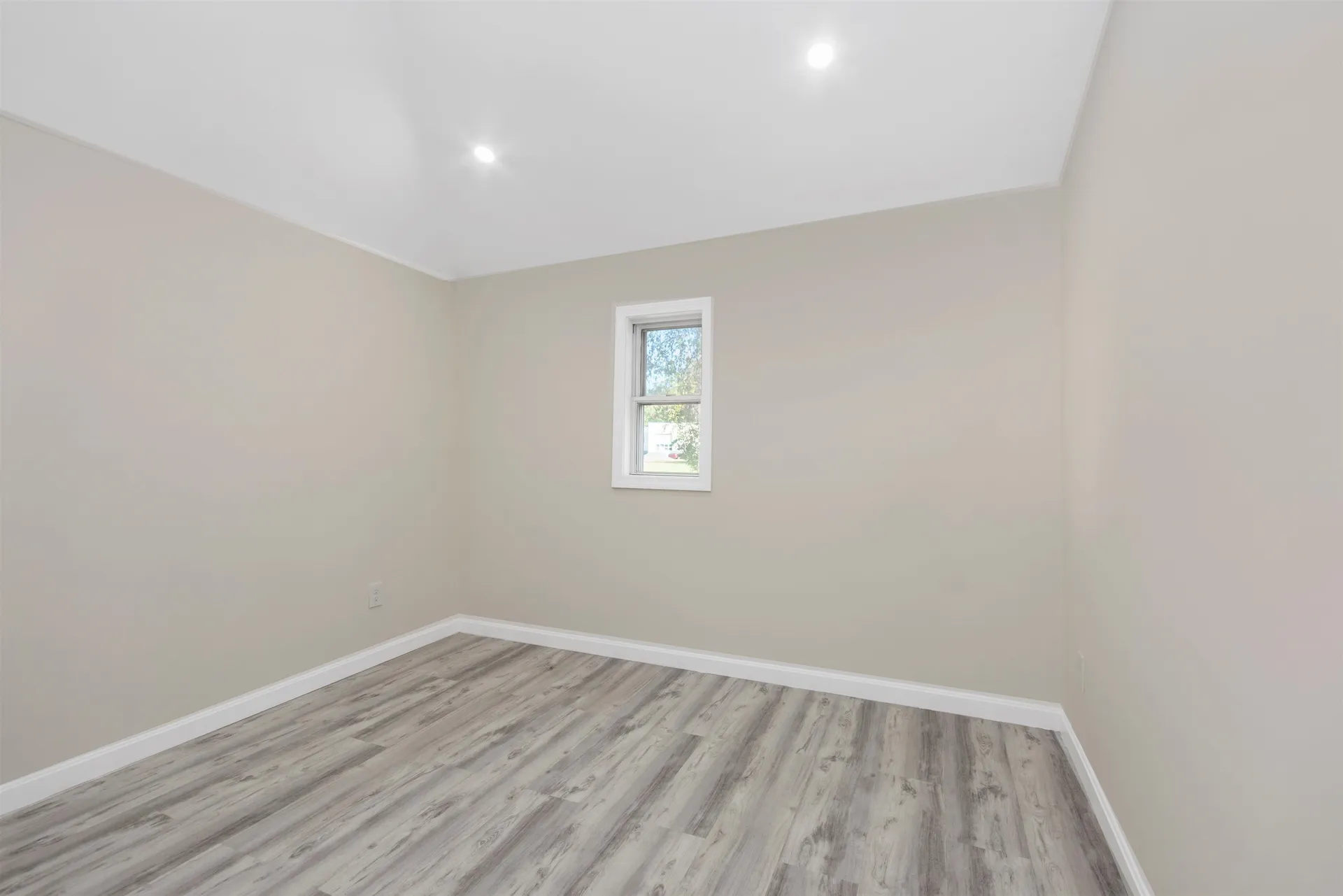 81 N Main Street Salem NH 03079