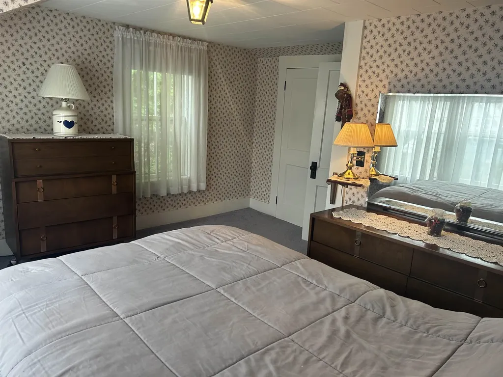 184 Hazen Street Hartford VT 05001