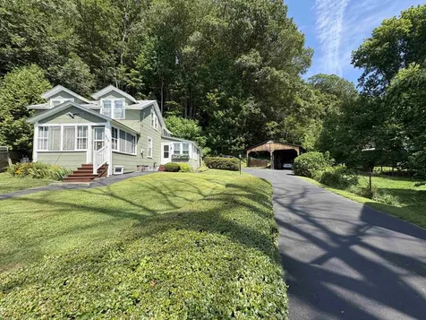 184 Hazen Street Hartford VT 05001