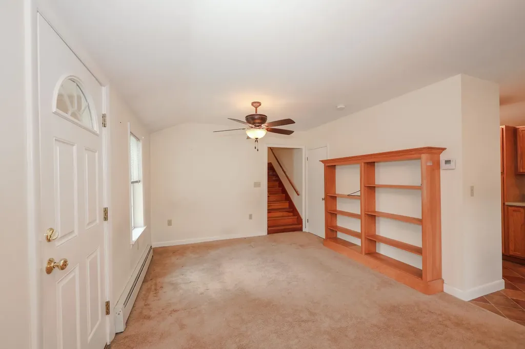 6 Lawrence Street Extension Concord NH 03301