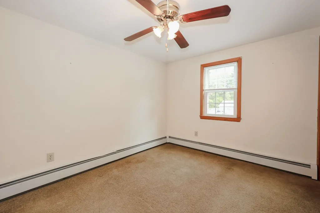 6 Lawrence Street Extension Concord NH 03301