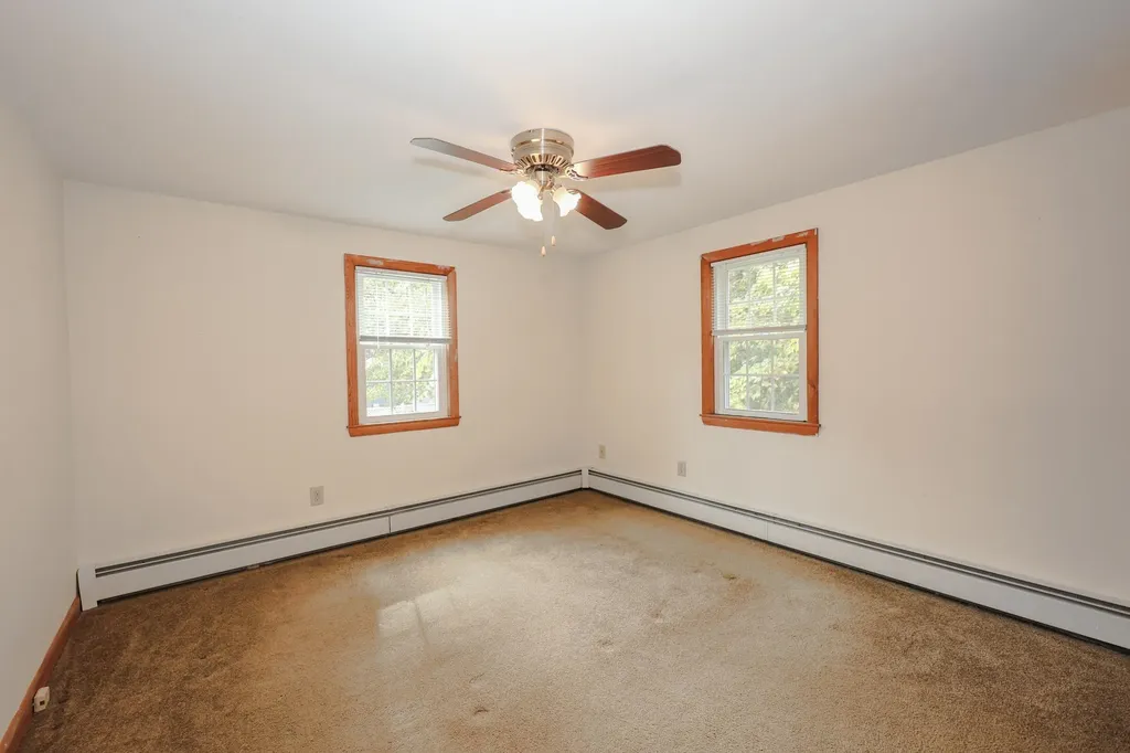 6 Lawrence Street Extension Concord NH 03301