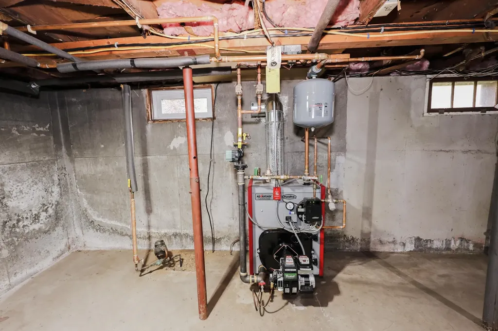 6 Lawrence Street Extension Concord NH 03301