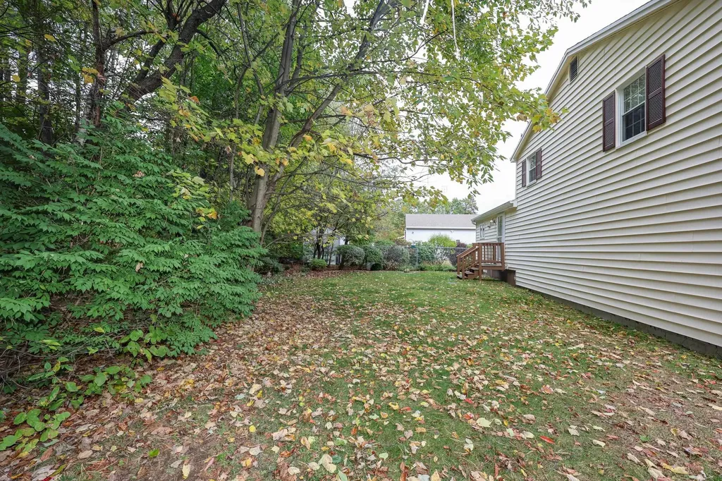 6 Lawrence Street Extension Concord NH 03301