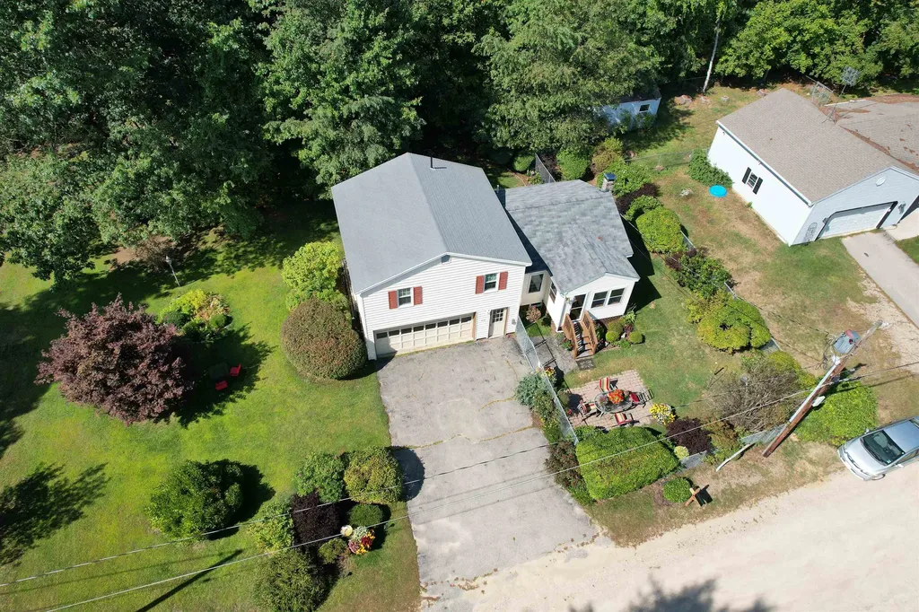 6 Lawrence Street Extension Concord NH 03301