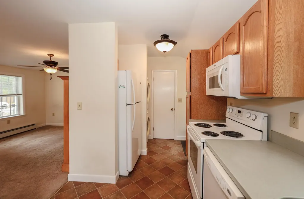 6 Lawrence Street Extension Concord NH 03301