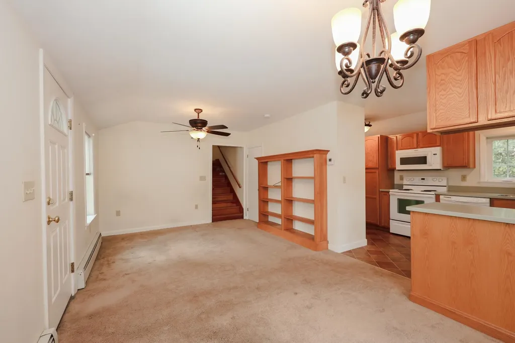 6 Lawrence Street Extension Concord NH 03301