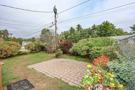 6 Lawrence Street Extension Concord NH 03301