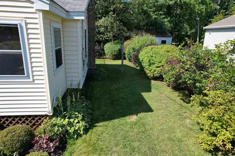 6 Lawrence Street Extension Concord NH 03301