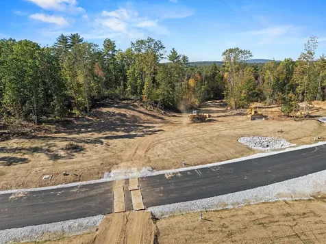 Pear Tree Lane Epping NH 03042