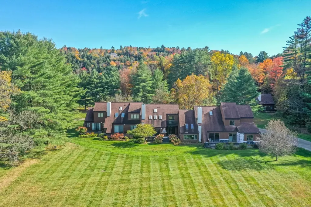 435 Stonybrook Road Stowe VT 05472