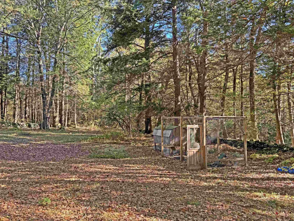 212-214 South Pine Banks Road Putney VT 05346