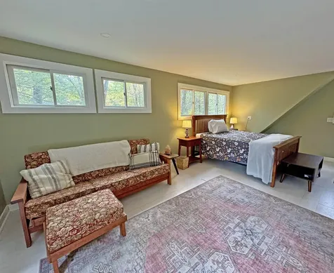 212-214 South Pine Banks Road Putney VT 05346