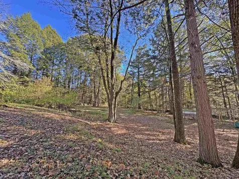 212-214 South Pine Banks Road Putney VT 05346