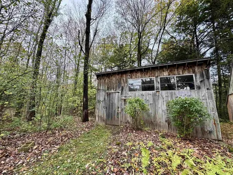 212-214 South Pine Banks Road Putney VT 05346