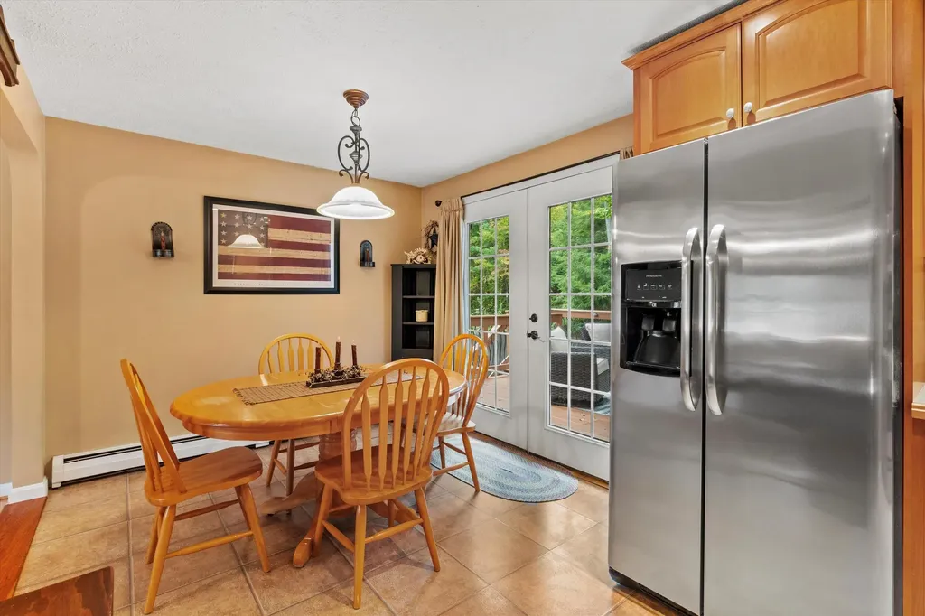 4 Columbine Place Concord NH 03303