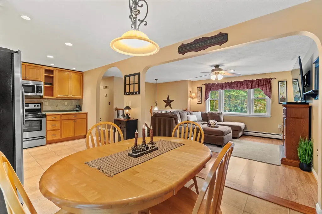 4 Columbine Place Concord NH 03303