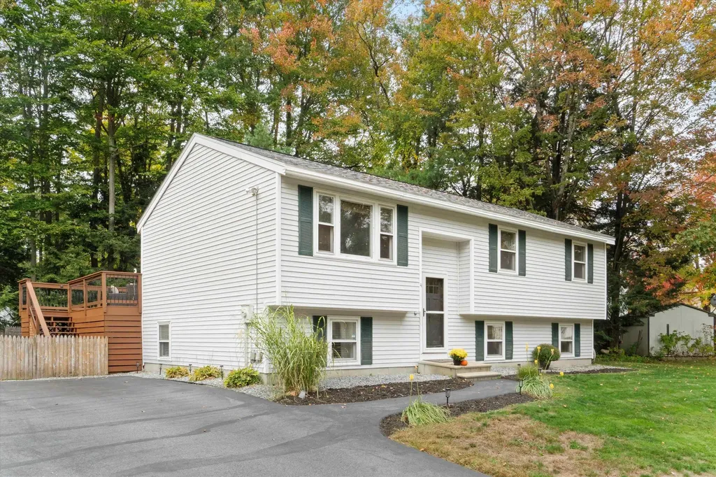 4 Columbine Place Concord NH 03303