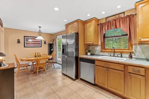 4 Columbine Place Concord NH 03303