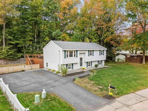 4 Columbine Place Concord NH 03303