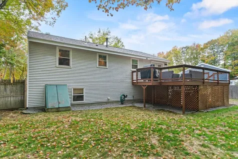 4 Columbine Place Concord NH 03303