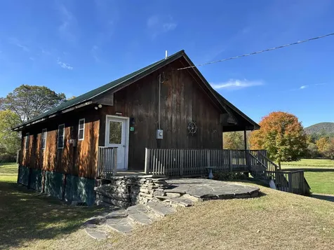 21 Boat Landing Road Orford NH 03777