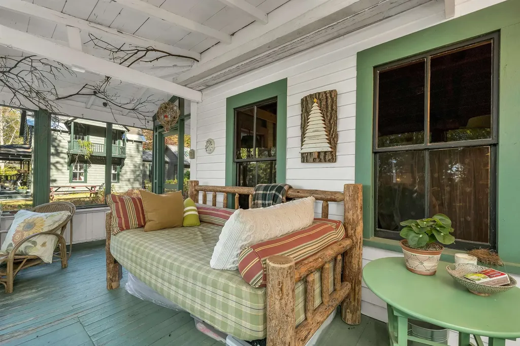 6 Twin Cottage Lane Ossipee NH 03814