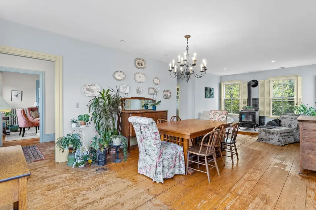 638 Post Road Greenland NH 03840