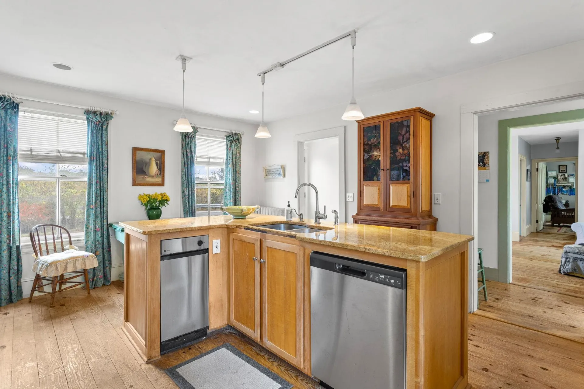 638 Post Road Greenland NH 03840