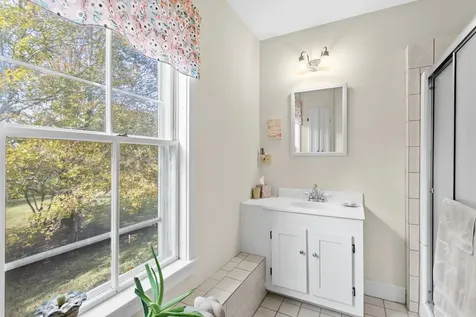 638 Post Road Greenland NH 03840