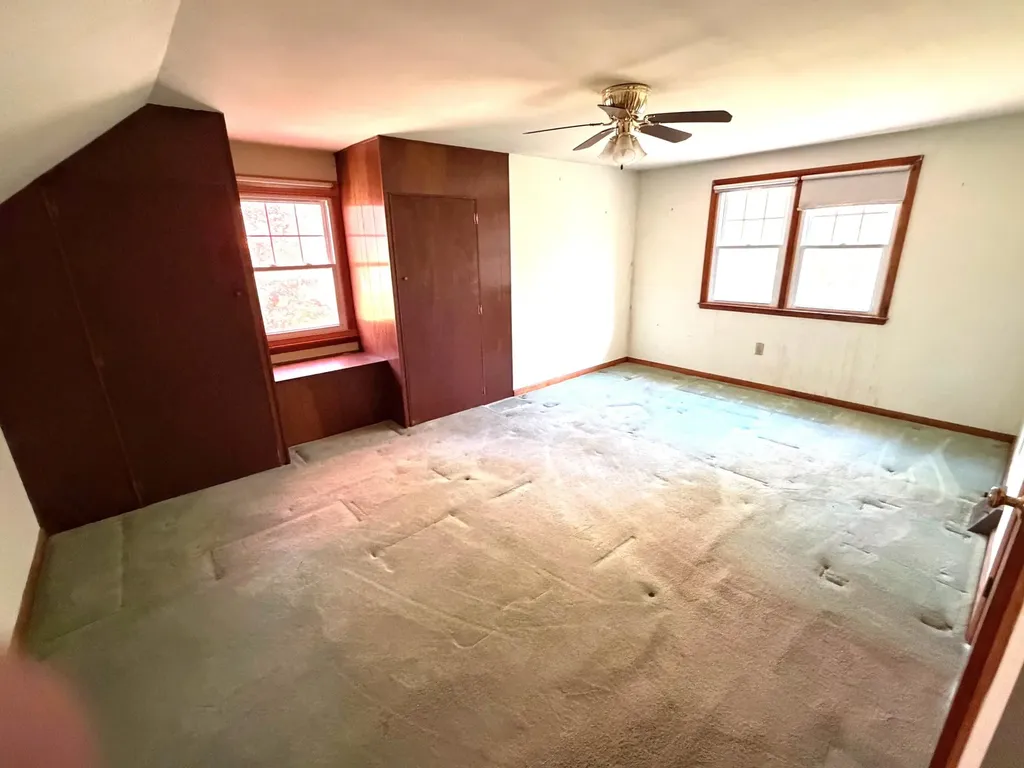 20 Sunset Drive Essex VT 05452