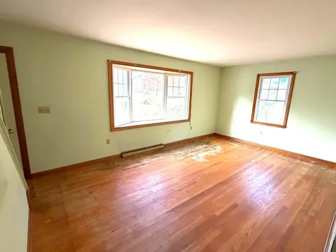 20 Sunset Drive Essex VT 05452