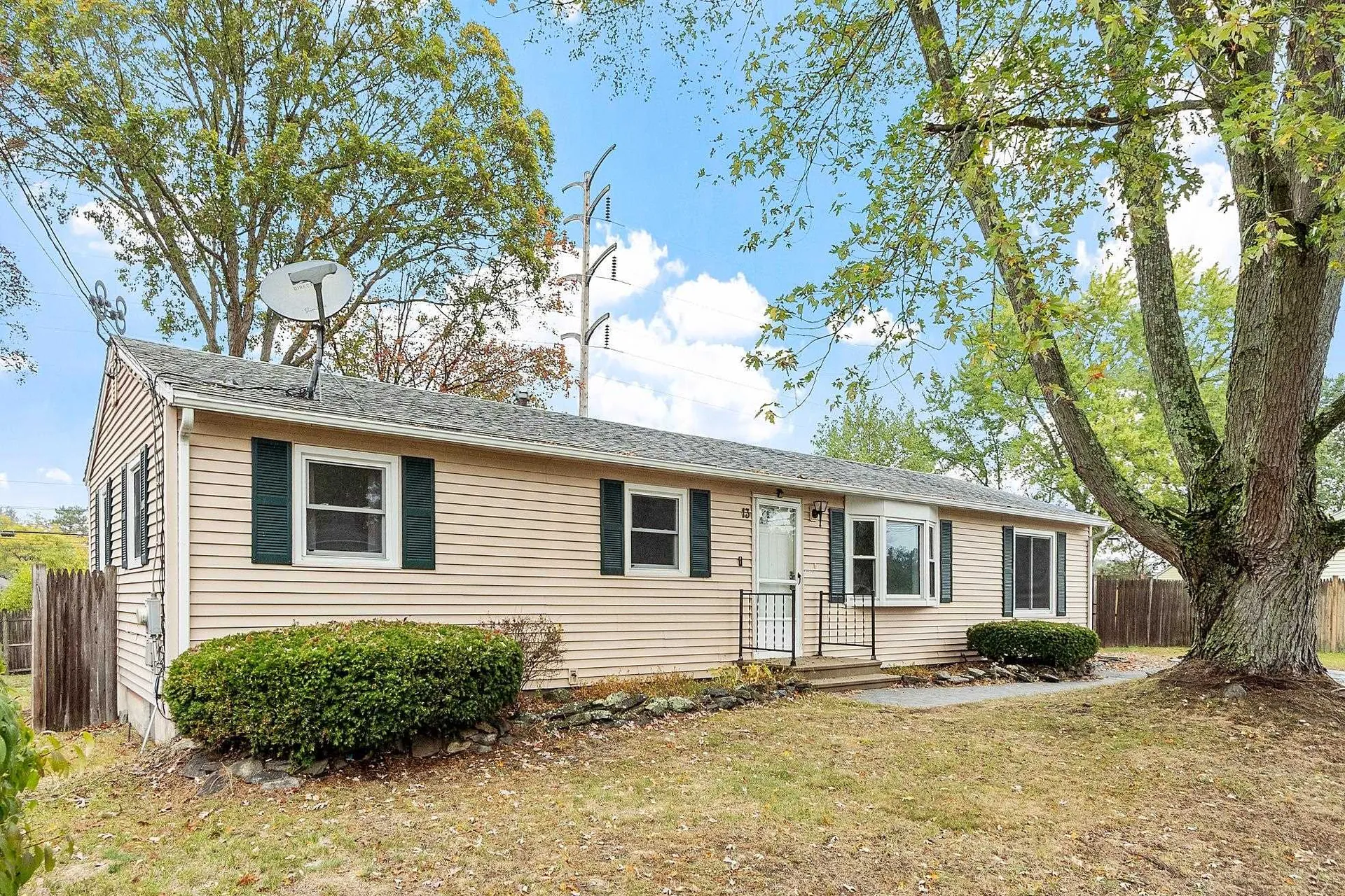 13 Bramble Drive Nashua NH 03062