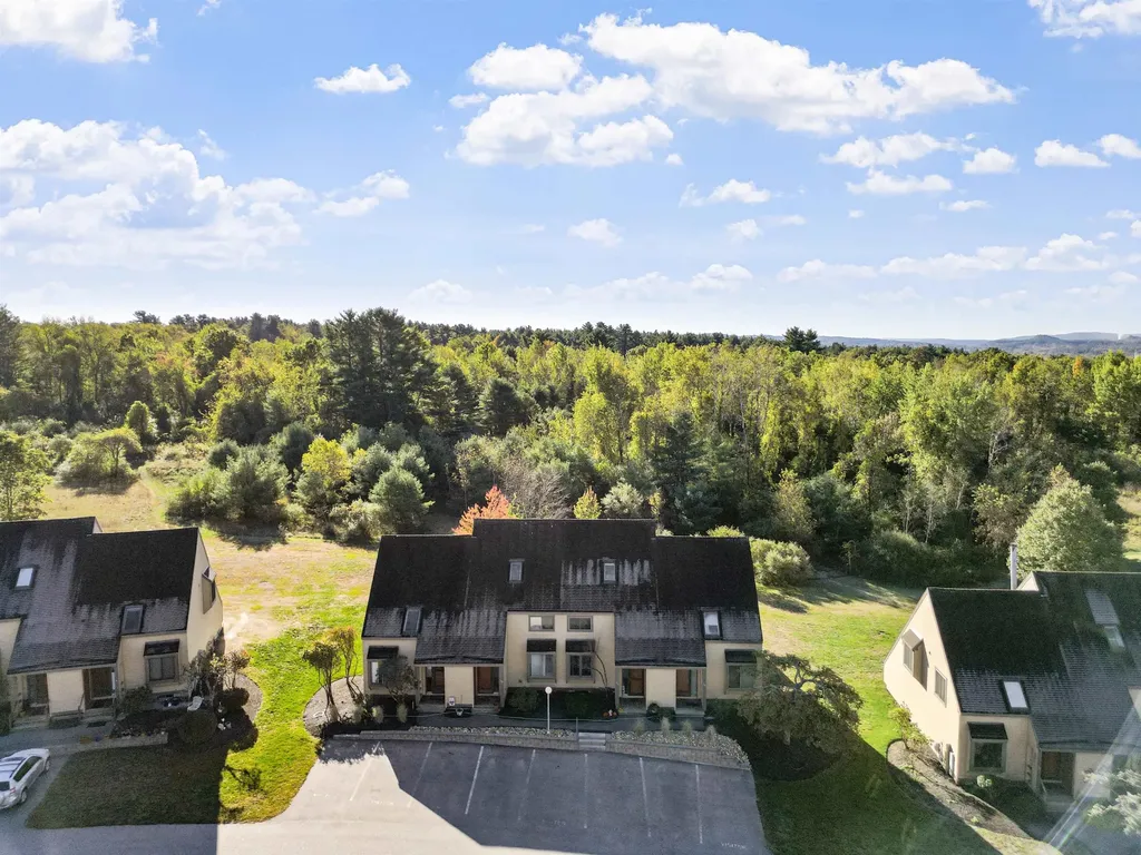 10 Winchester Court Pembroke NH 03275