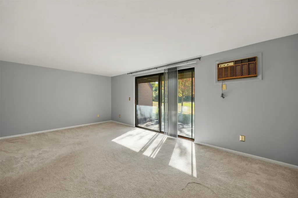 10 Winchester Court Pembroke NH 03275