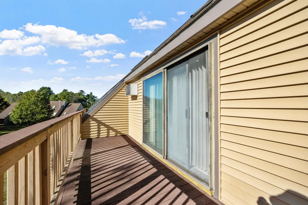 10 Winchester Court Pembroke NH 03275