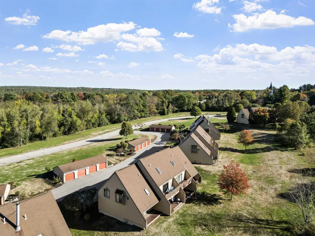 10 Winchester Court Pembroke NH 03275