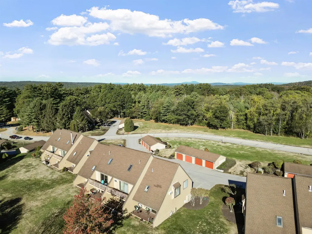 10 Winchester Court Pembroke NH 03275