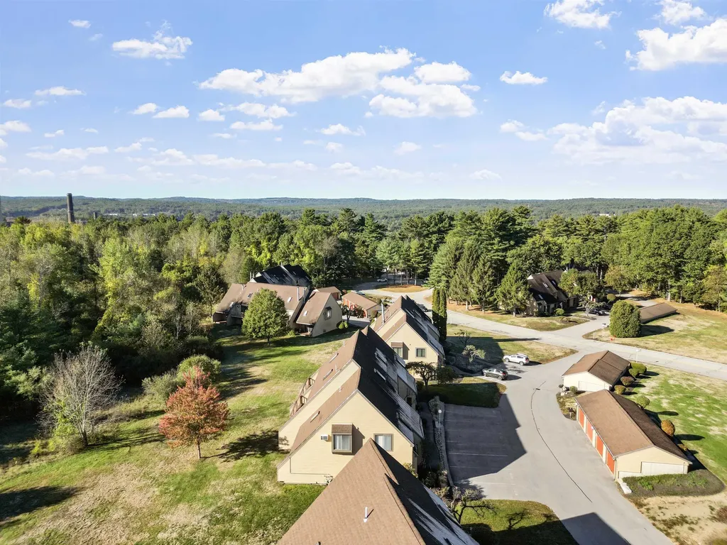 10 Winchester Court Pembroke NH 03275