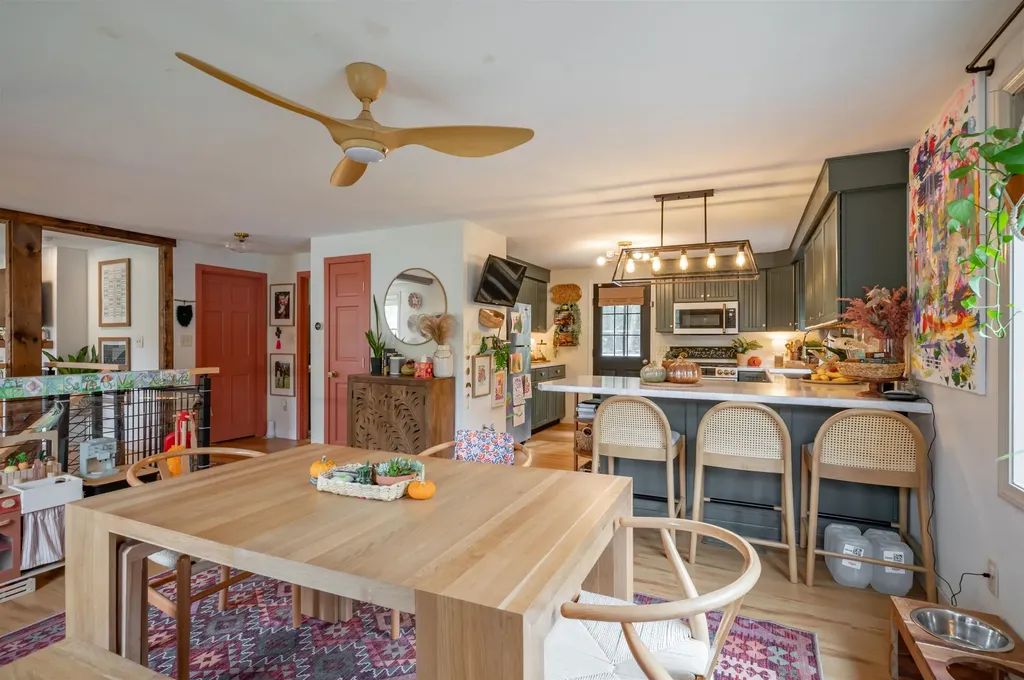 33 Folsom Drive Newmarket NH 03857