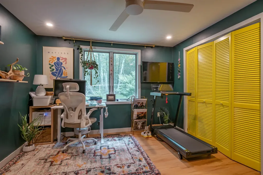 33 Folsom Drive Newmarket NH 03857