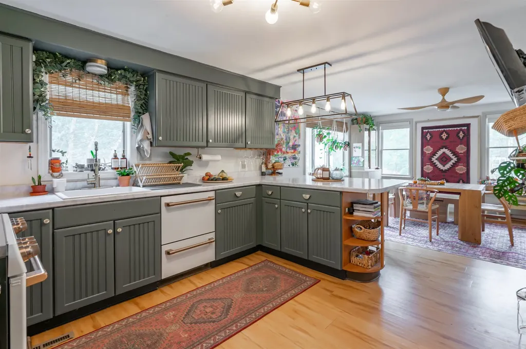 33 Folsom Drive Newmarket NH 03857