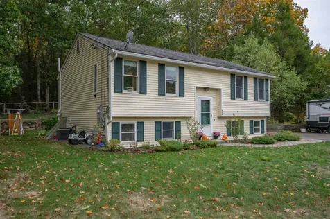 33 Folsom Drive Newmarket NH 03857