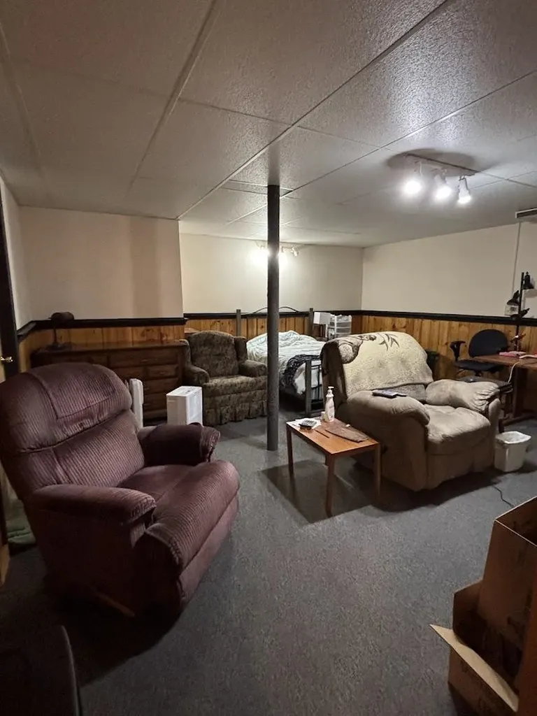 16 Gus Run Lyndon VT 05851