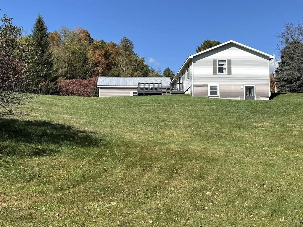 16 Gus Run Lyndon VT 05851