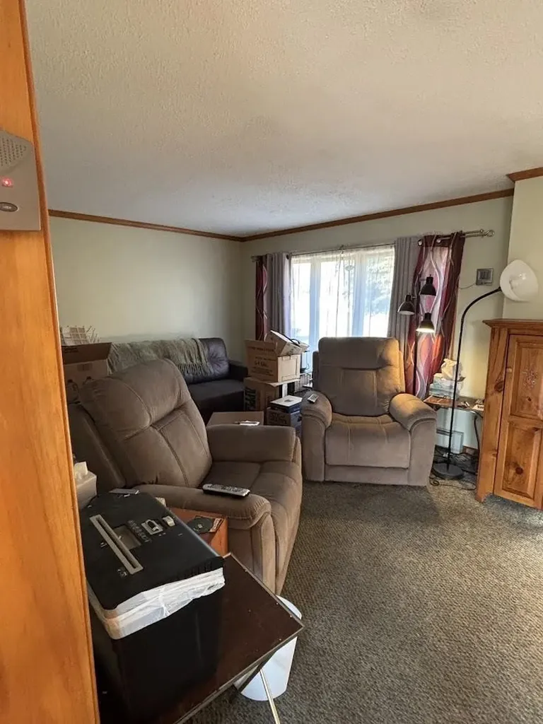 16 Gus Run Lyndon VT 05851